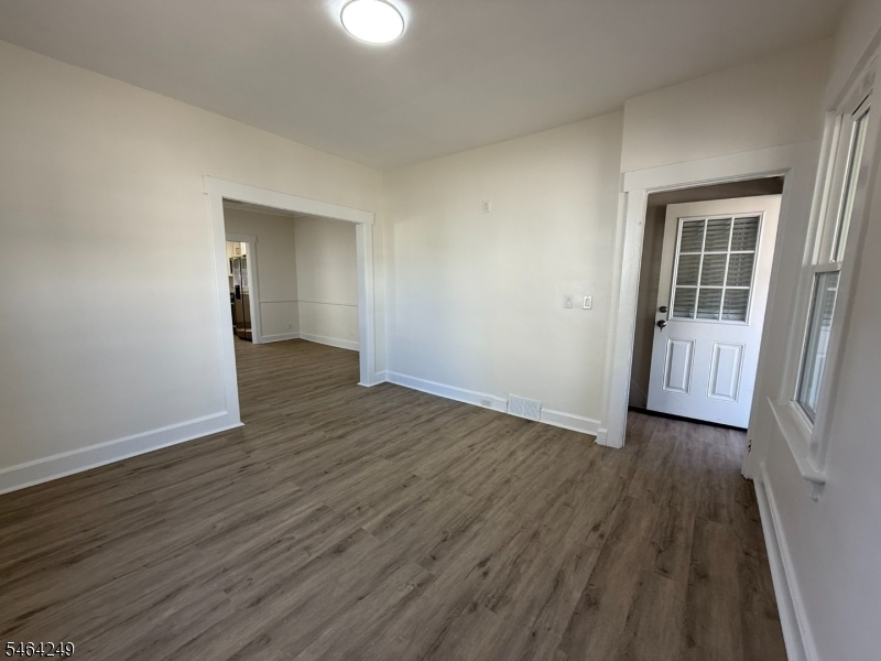 30 Willard St Property Photo 13