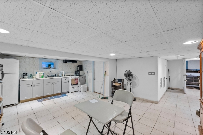 1013 Madison Ave Property Photo 11