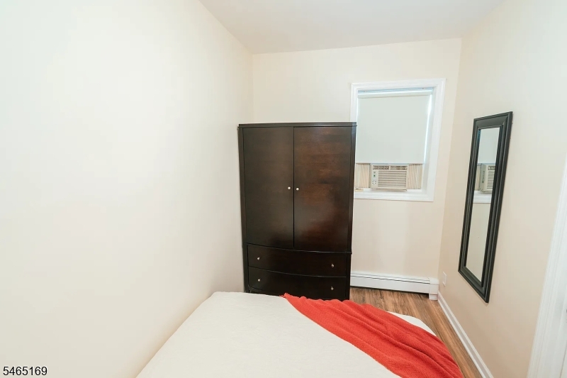 18 Van Rensselear St 1 Property Photo 30