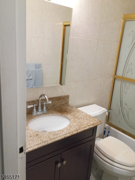 6 Lake Ave 3b Property Photo 15
