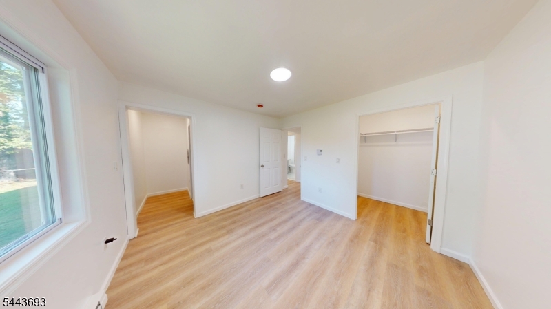 100 North Gate Road B Property Photo 14