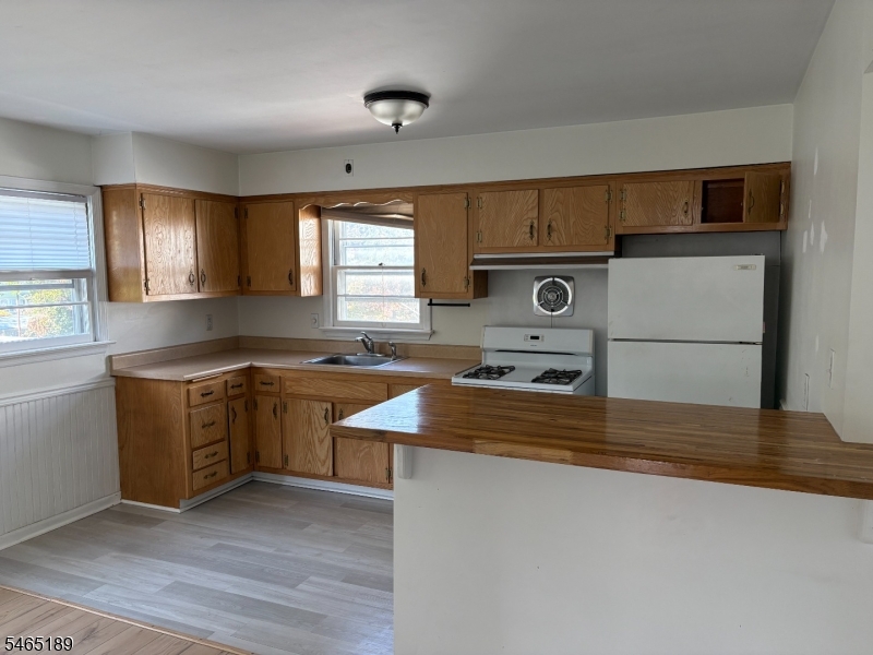 1 Sargeant Ave 2 Property Photo 6