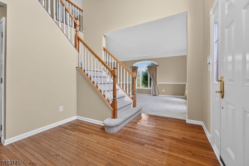 7 Stark Ct Property Photo 4