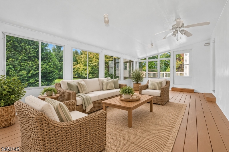 7 Stark Ct Property Photo 11