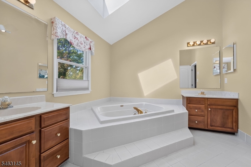 7 Stark Ct Property Photo 22
