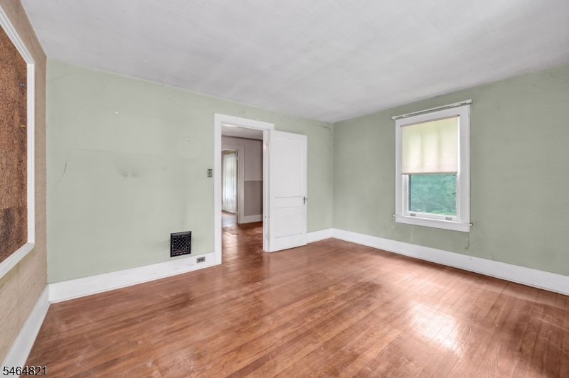 218 State Route 31 Property Photo 5