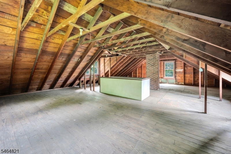 218 State Route 31 Property Photo 13