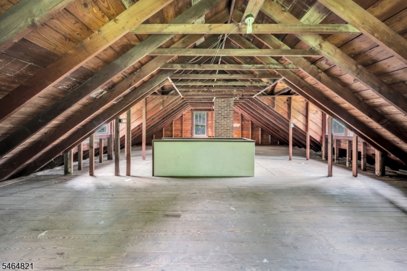 218 State Route 31 Property Photo 14