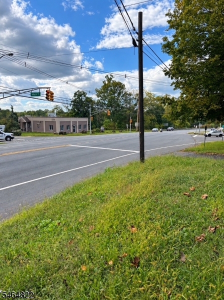 218 State Route 31 Property Photo 1