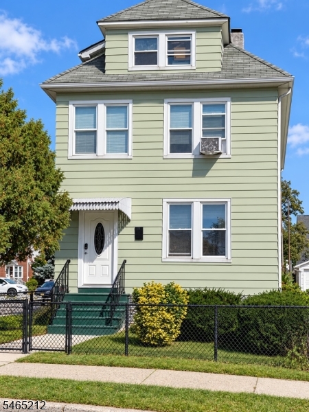 32 Ann St Property Photo 1