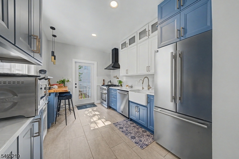 1303 86th St Property Photo 1