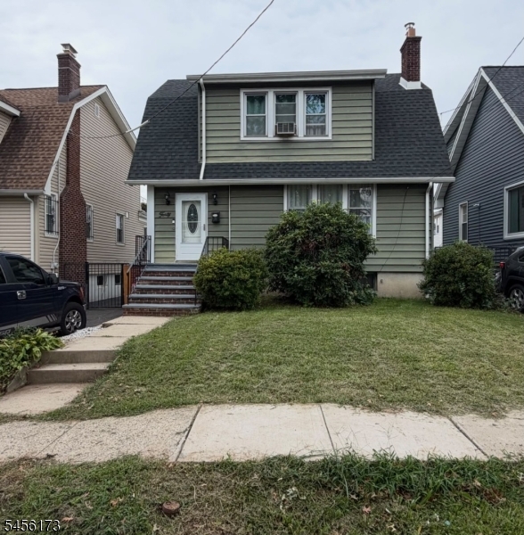40 Glorieux St Property Photo 1