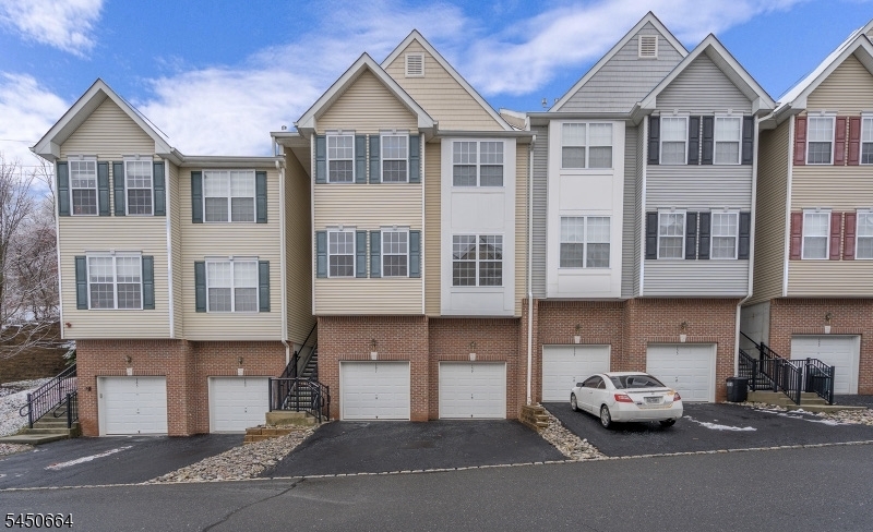 159 Conover Ter Property Photo 1