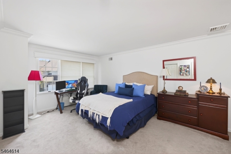 22 Benedict Cres Property Photo 23