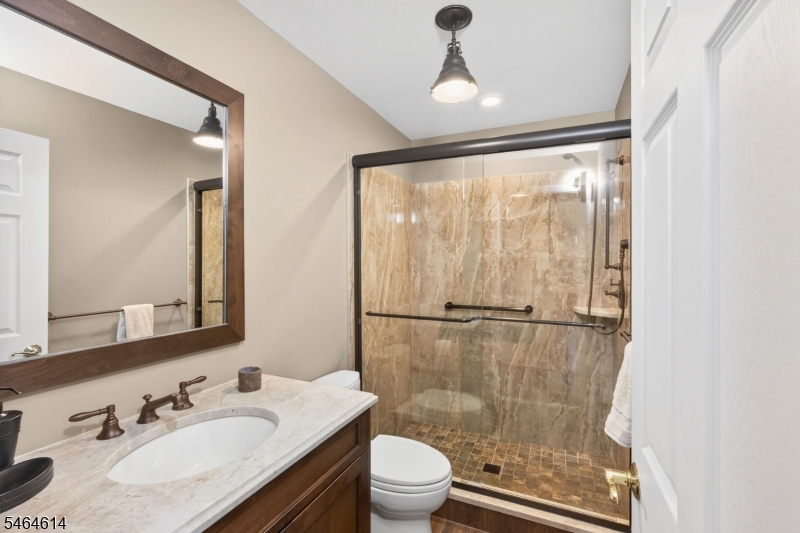 22 Benedict Cres Property Photo 31