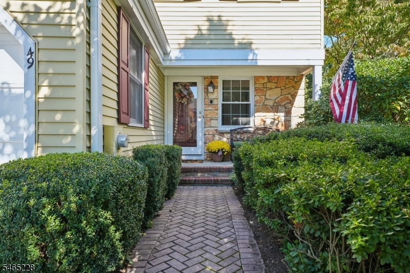 49 Independence Way Property Photo 1