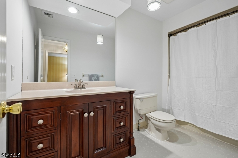 49 Independence Way Property Photo 27