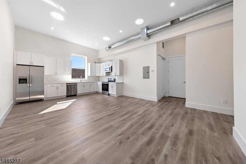 153 Orchard St 2 Property Photo 8