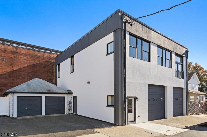 153 Orchard St 2 Property Photo 14