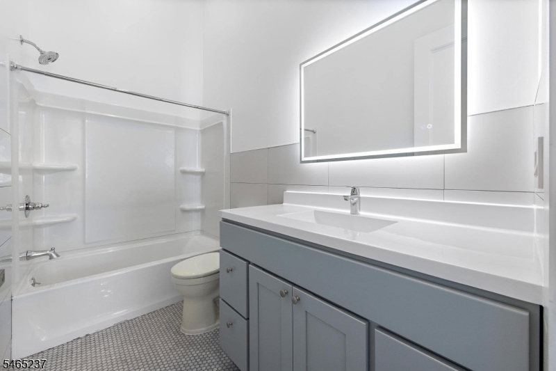 153 Orchard St 2 Property Photo 15
