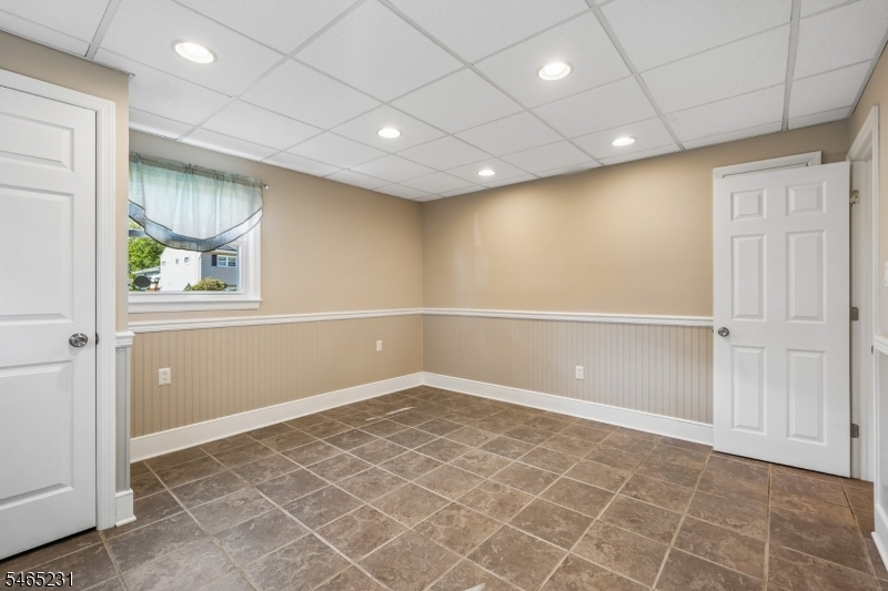 26 Huron Ave Property Photo 24