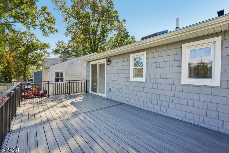 26 Huron Ave Property Photo 33