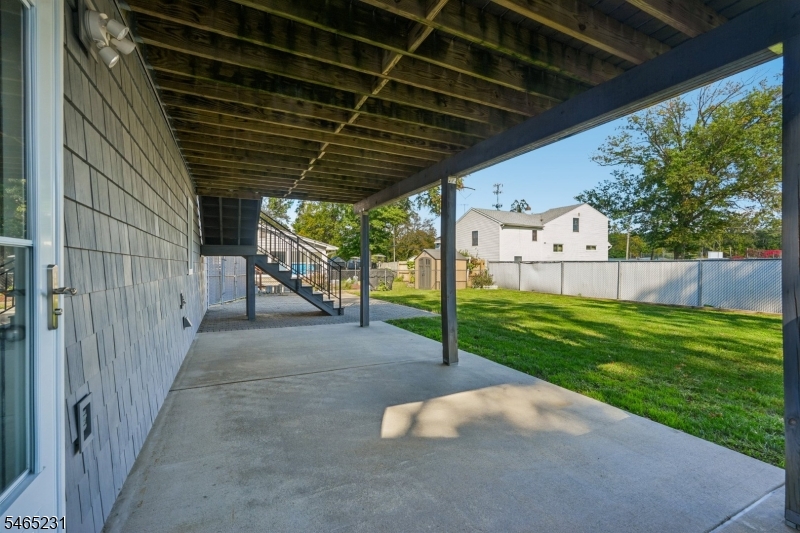 26 Huron Ave Property Photo 36