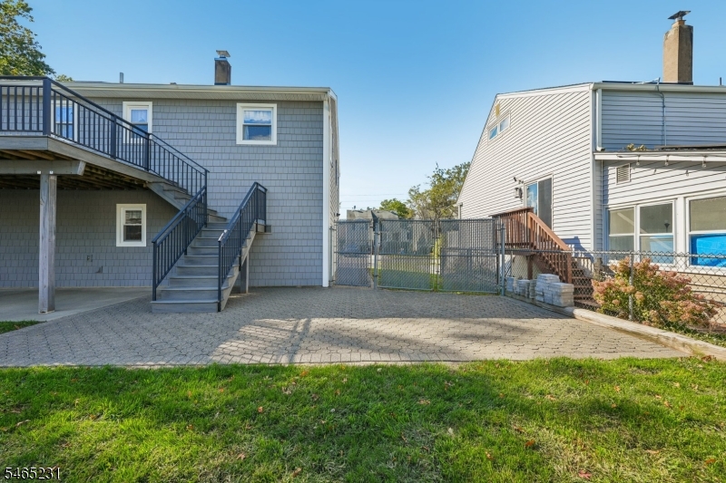 26 Huron Ave Property Photo 41
