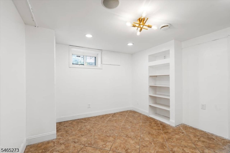 54 Hancox Ave Property Photo 21