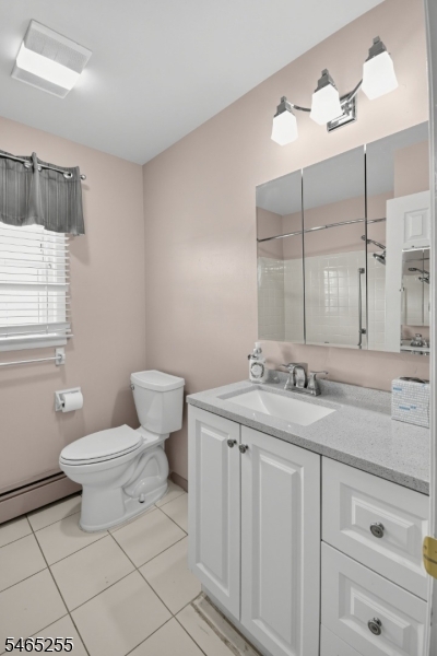 13 Venezia St Property Photo 18