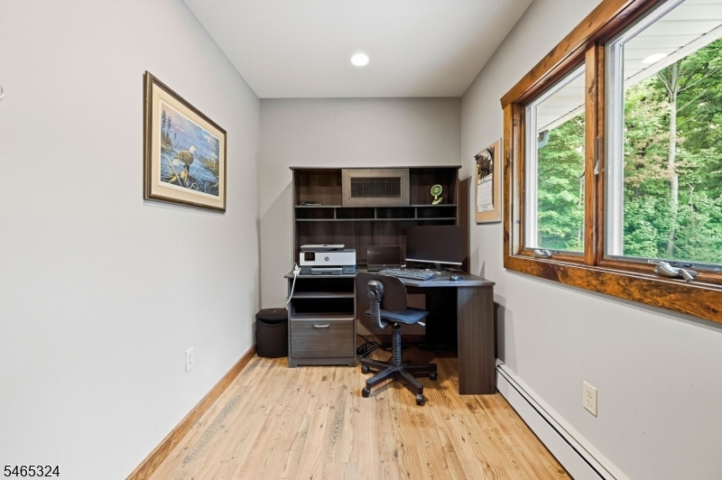 63 Manito Ave Property Photo 14