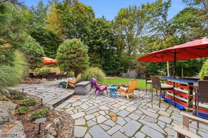63 Manito Ave Property Photo 39