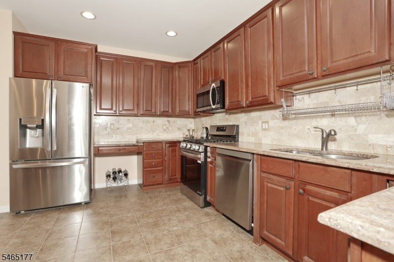 8403 Warrens Way Property Photo 13