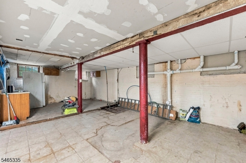 72 N Munn Ave Property Photo 19