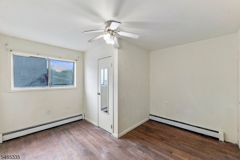72 N Munn Ave Property Photo 22