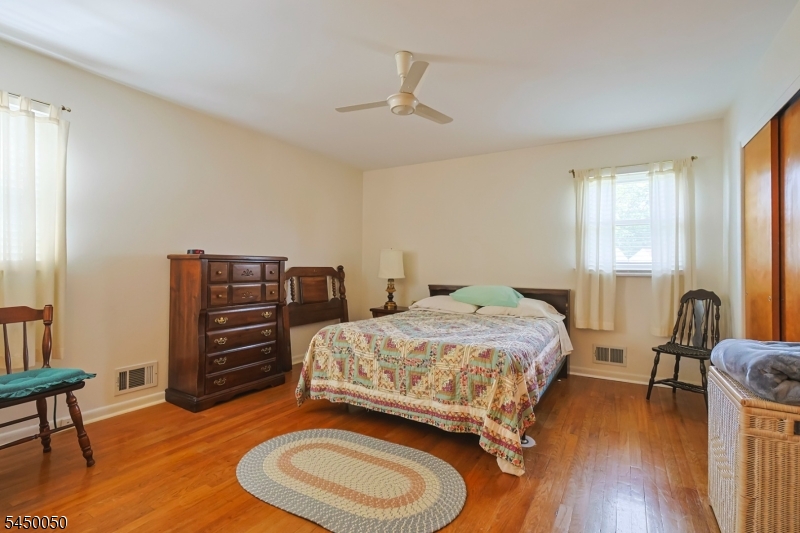 286 Pershing Rd Property Photo 8