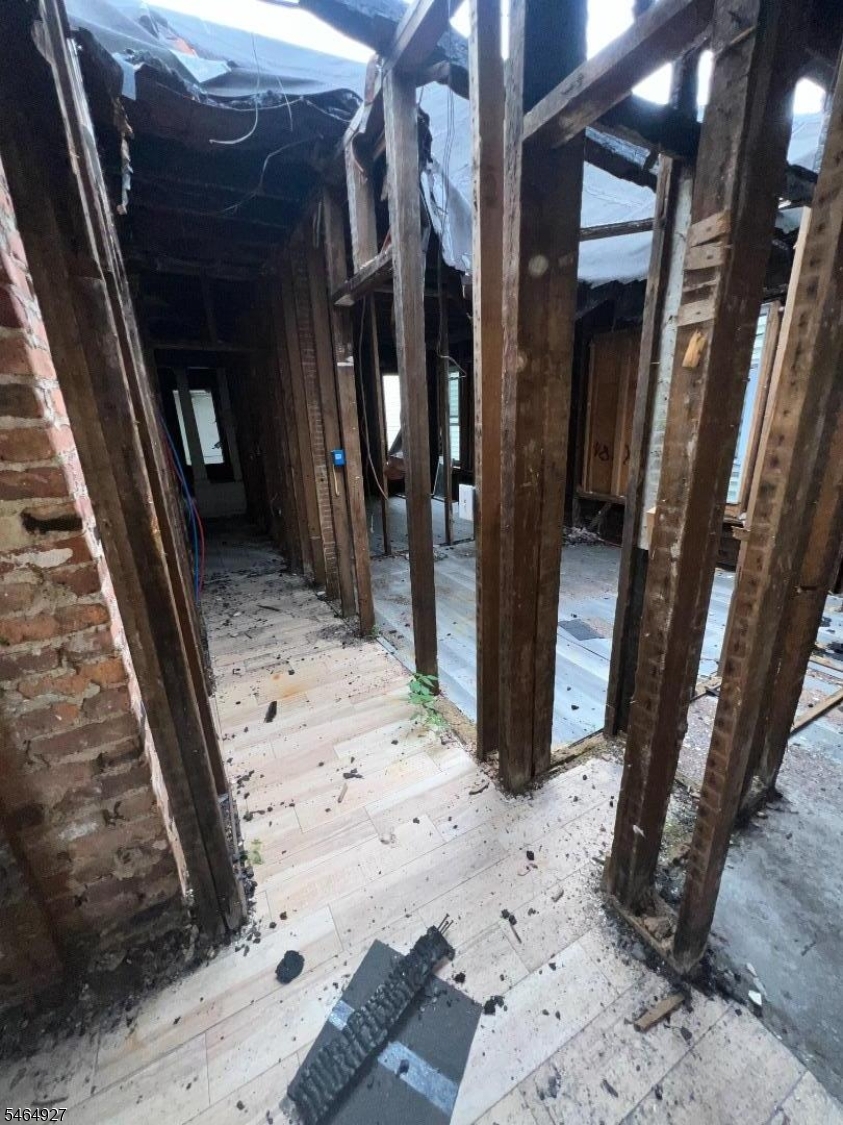 15 Southard St Property Photo 5