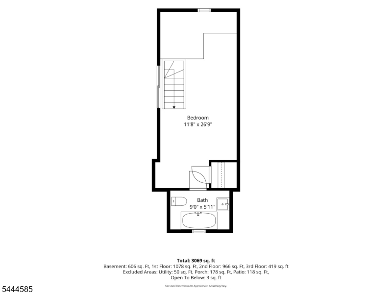 8 Franklin Pl Property Photo 38