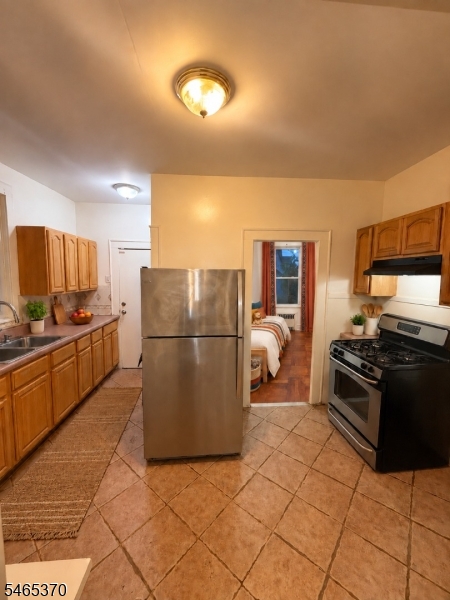 99 Vassar Ave 1st Property Photo 12