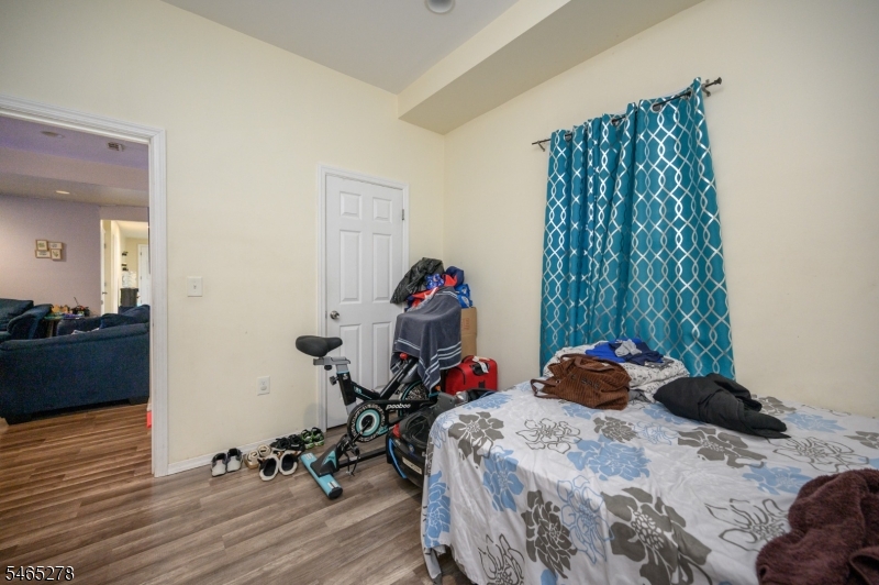 294 Orange St Property Photo 18