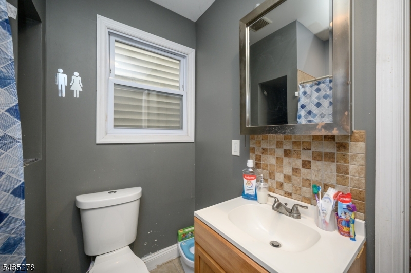 294 Orange St Property Photo 22