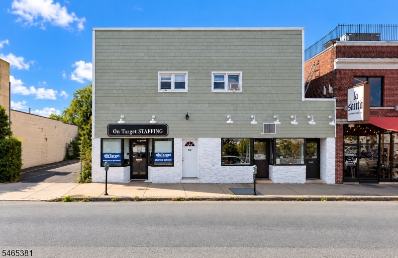 402 Bloomfield Ave