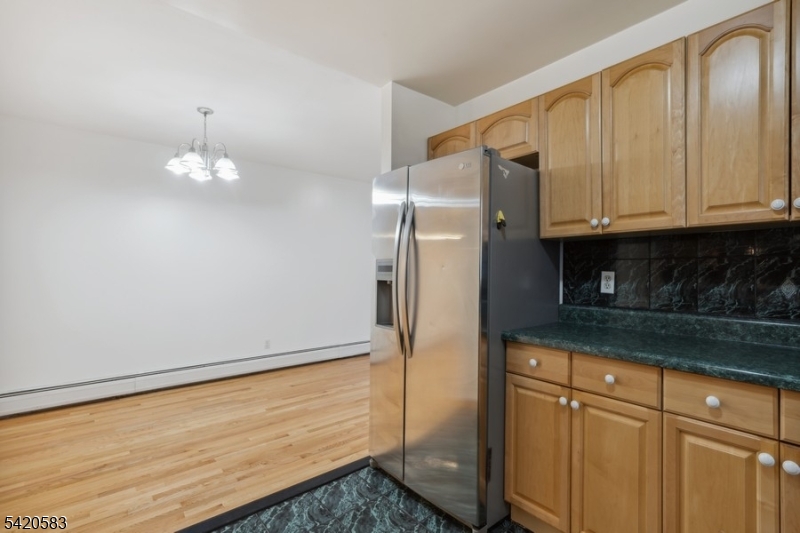 66 Atlantic St 1 Property Photo 3