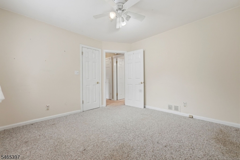 116 Grove Ave Property Photo 20