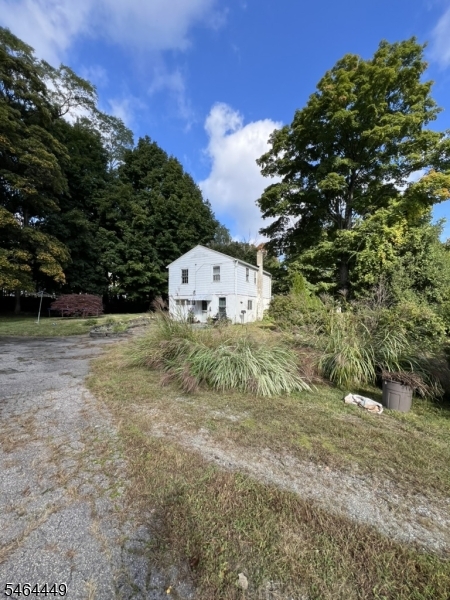 25 Homestead Ave Property Photo 1