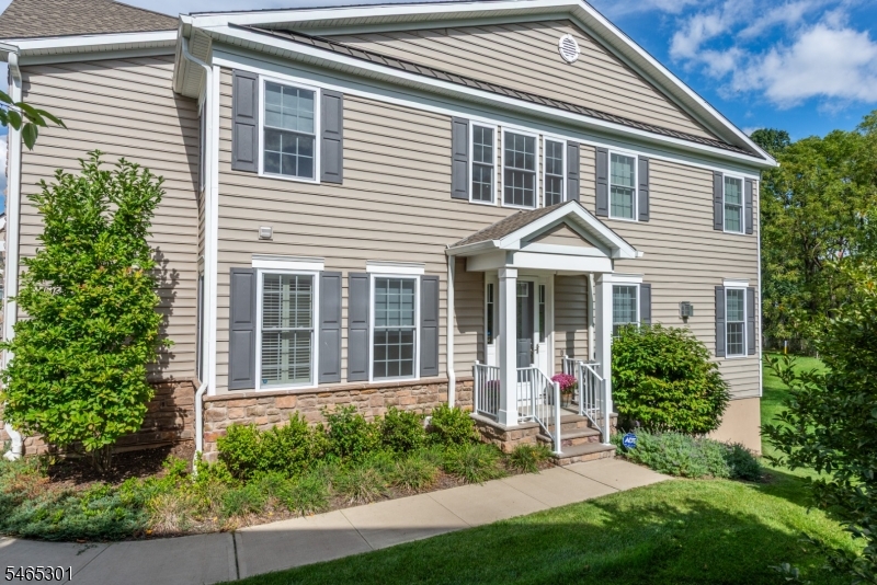 3 Addie Pl Property Photo 1