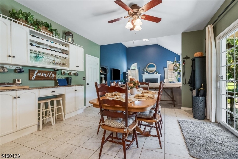 8 Saddle Ridge Rd Property Photo 9