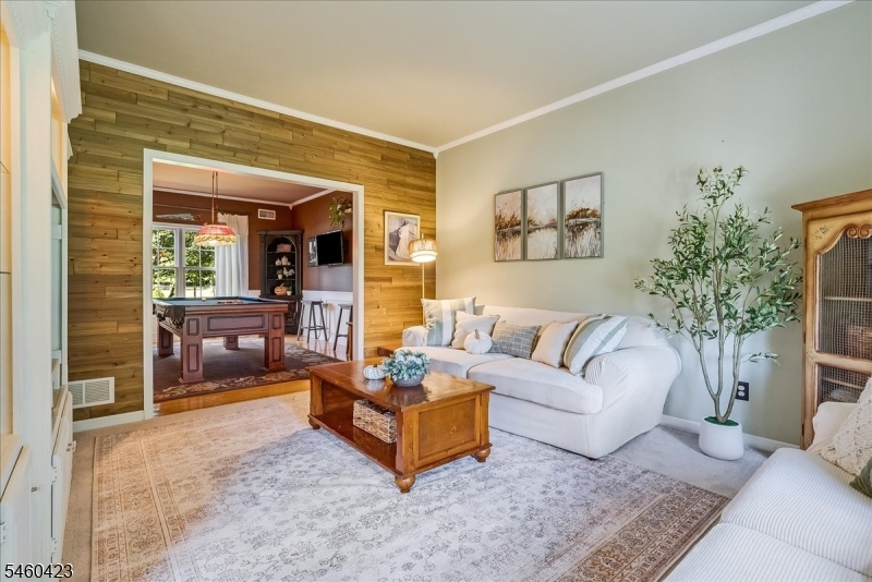 8 Saddle Ridge Rd Property Photo 16