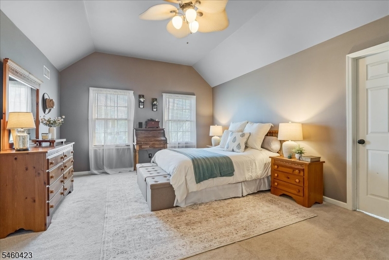 8 Saddle Ridge Rd Property Photo 20