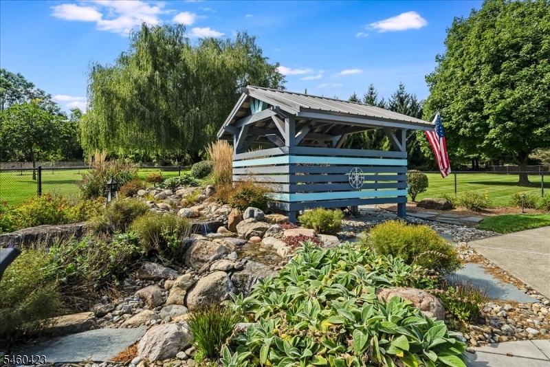 8 Saddle Ridge Rd Property Photo 38